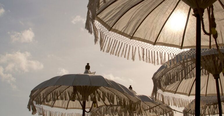 alquiler de sombrillas eventos